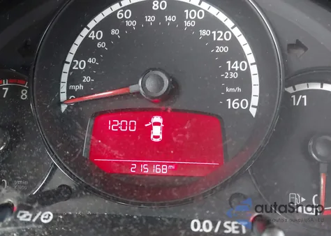 2014 Volkswagen Beetle 2.5L Entry z USA, uszkodzony, nr VIN 3VWFP7AT7EM611216